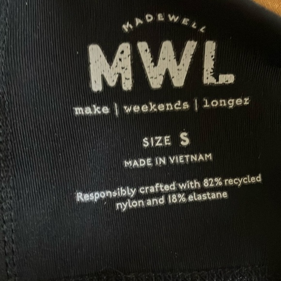 Madewell MWL Classic Black High Waited Leggings - Picture 3 of 5